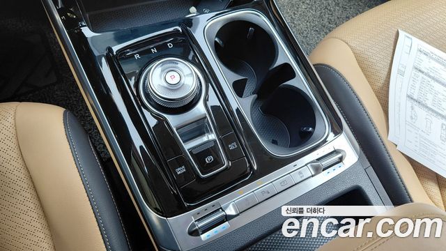 Kia Canival 2021 — photo 12
