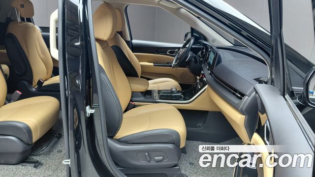 Kia Canival 2021 — photo 13