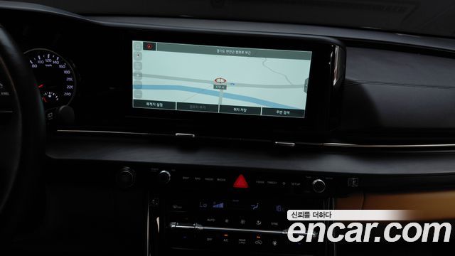 Kia Canival 2021 — photo 19