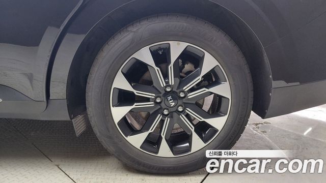 Kia Canival 2021 — photo 7