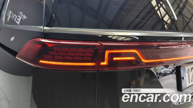 Kia Canival 2021 — photo 9