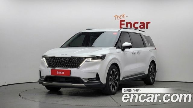 Kia Canival 2022 — photo 3