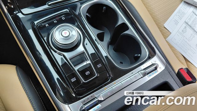 Kia Canival 2022 — photo 12