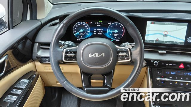 Kia Canival 2022 — photo 20