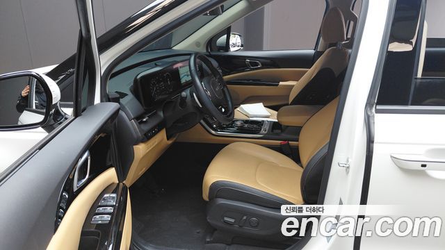 Kia Canival 2022 — photo 15