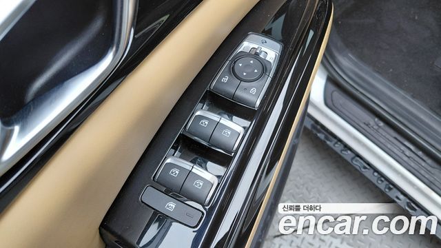 Kia Canival 2022 — photo 27