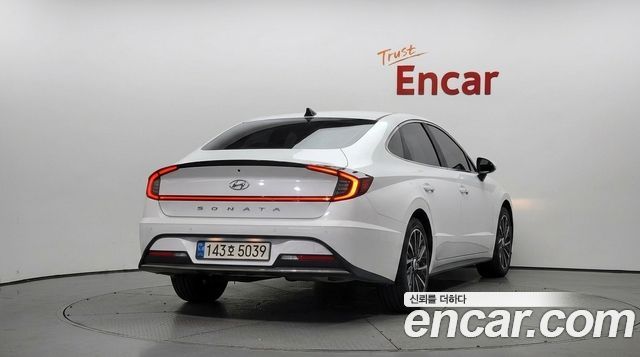 Hyundai Sonata 2022 — photo 4