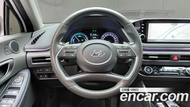 Hyundai Sonata 2022 — photo 21