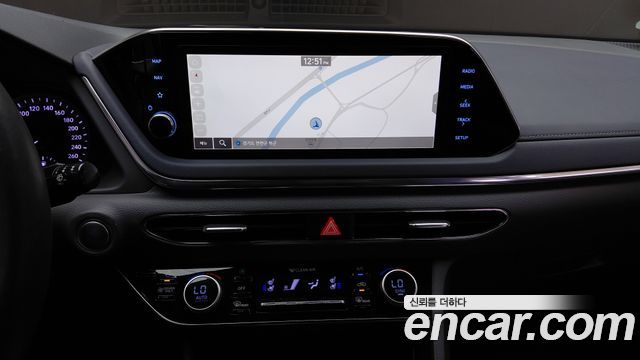 Hyundai Sonata 2022 — photo 22