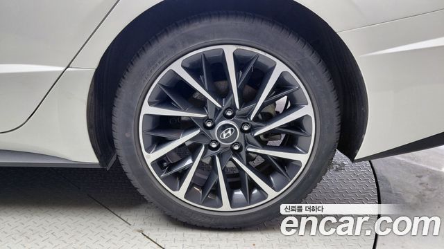 Hyundai Sonata 2022 — photo 7