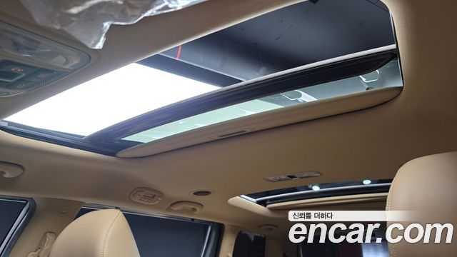 Kia Canival 2019 — photo 22