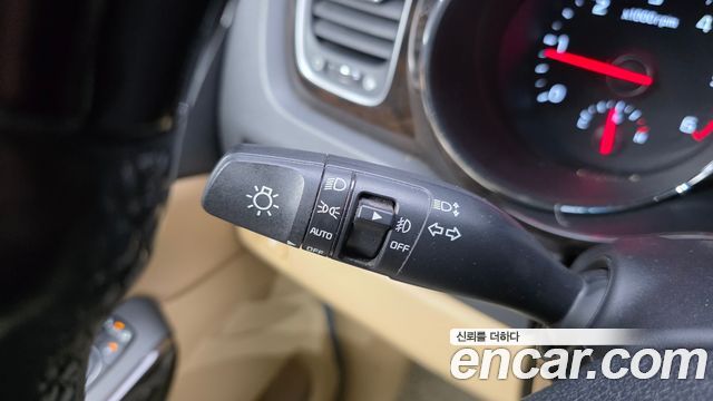 Kia Canival 2019 — photo 24