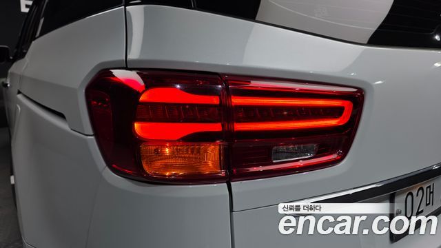 Kia Canival 2019 — photo 9