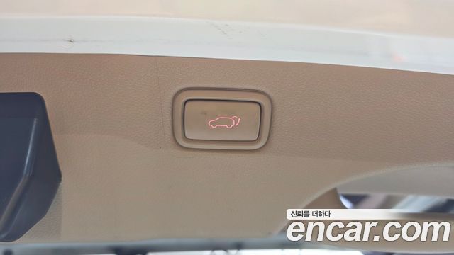 Kia Canival 2019 — photo 28