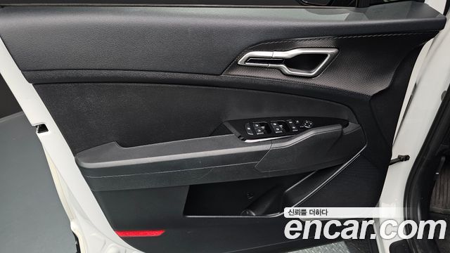 Kia Sportage 2022 — photo 14