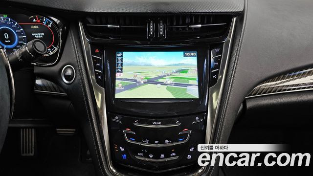 Cadillac CTS 2017 — photo 20