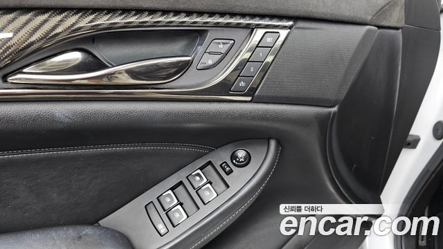 Cadillac CTS 2017 — photo 29