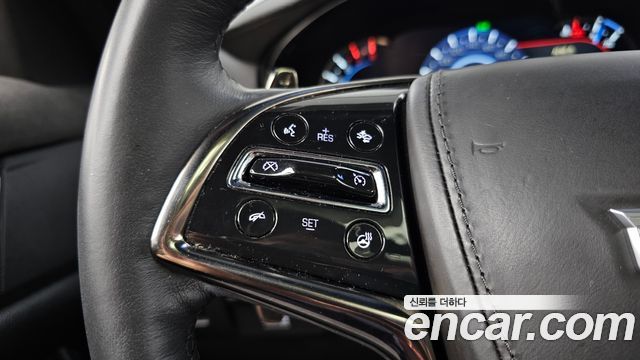 Cadillac CTS 2017 — photo 32