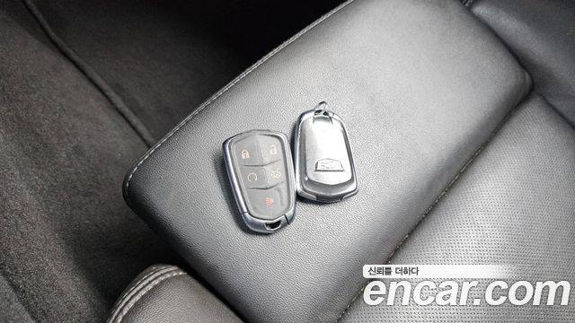 Cadillac CTS 2017 — photo 34