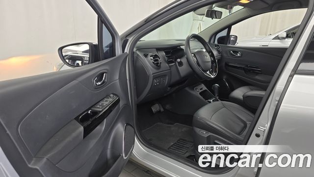 Renault Korea QM3 2015 — photo 9