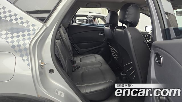 Renault Korea QM3 2015 — photo 10