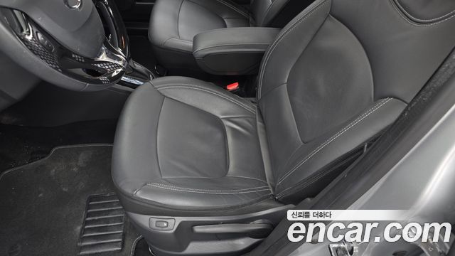 Renault Korea QM3 2015 — photo 18