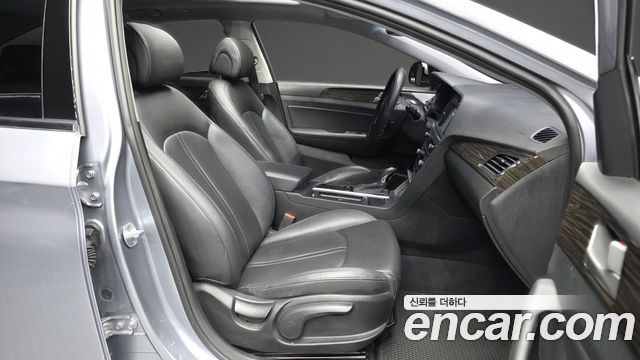 Hyundai Sonata 2015 — photo 11