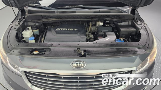 Kia Canival 2016 — photo 6