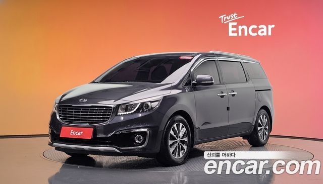 Kia Canival 2016 — photo 1