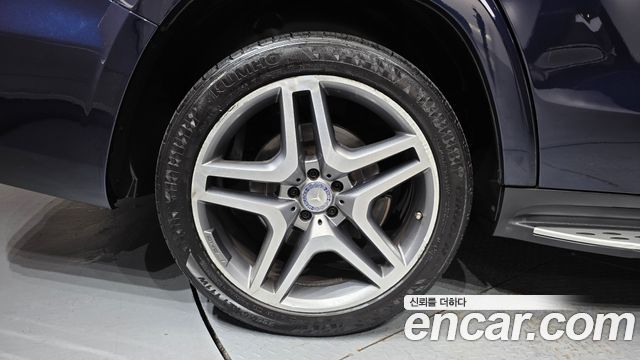 Mercedes-Benz GLS-Class 2017 — photo 5