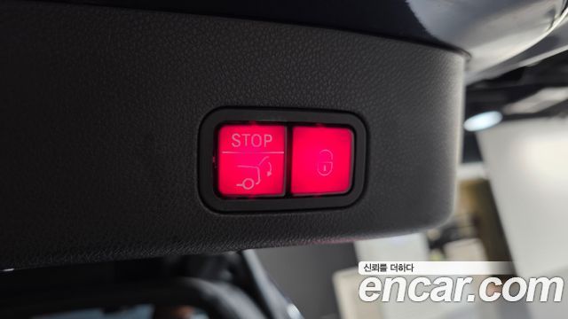 Mercedes-Benz GLS-Class 2017 — photo 18