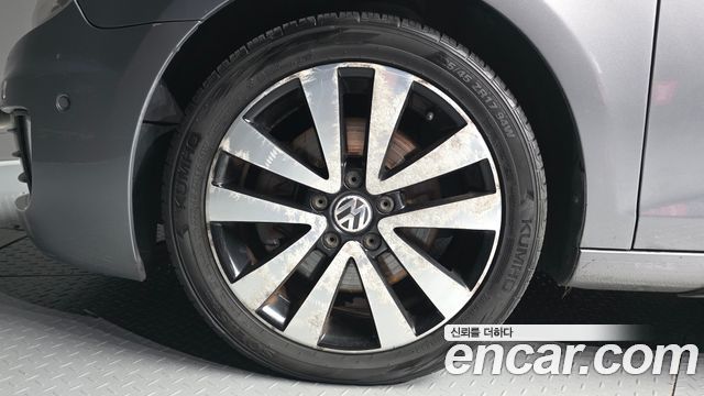 Volkswagen Golf 2011 — photo 5