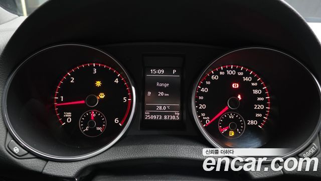 Volkswagen Golf 2011 — photo 8