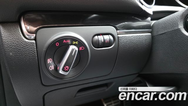 Volkswagen Golf 2011 — photo 18