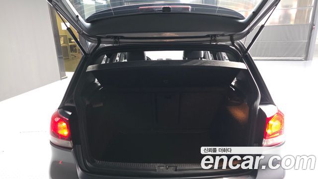Volkswagen Golf 2011 — photo 20