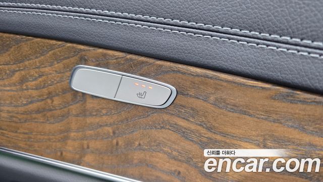 Mercedes-Benz E-Class 2021 — photo 25