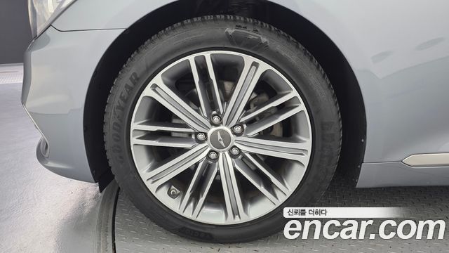 Genesis G80 2017 — photo 5