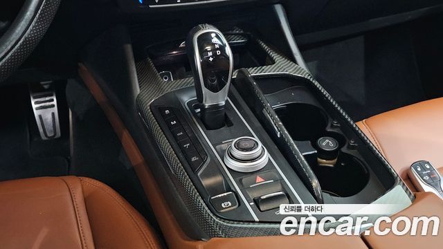 Maserati Levante 2017 — photo 9
