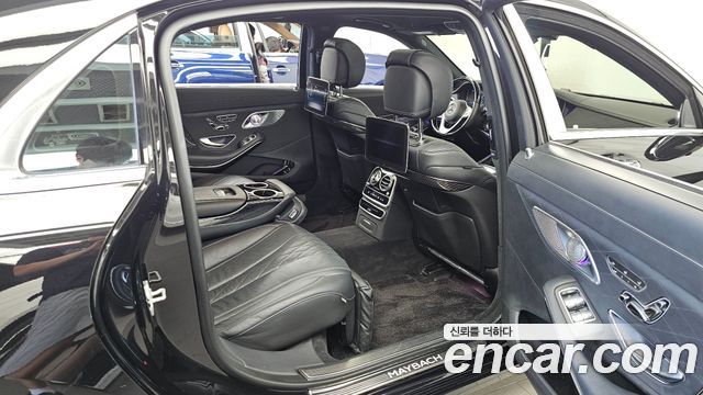 Mercedes-Benz S-Class 2018 — photo 18