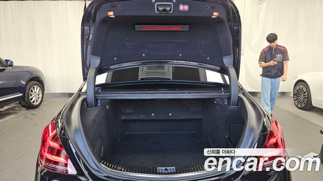 Mercedes-Benz S-Class 2018 — photo 26