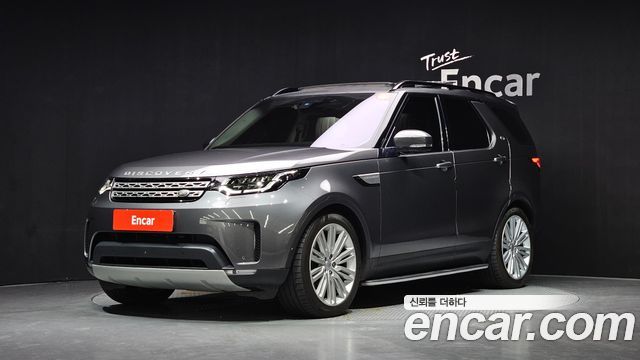 Land Rover Discovery 2017 — photo 1