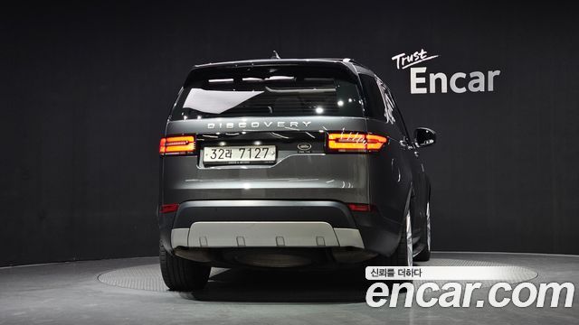 Land Rover Discovery 2017 — photo 4
