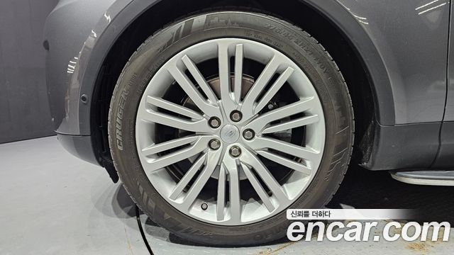 Land Rover Discovery 2017 — photo 5