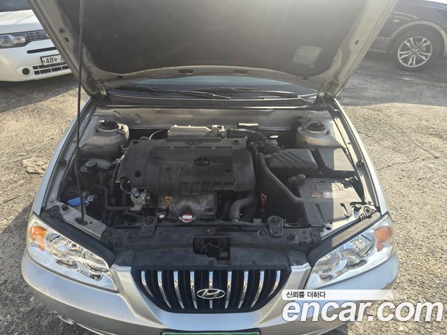 Hyundai AVANTE 2005 — photo 18