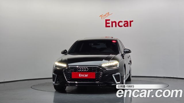 Audi A4 2021 — photo 3