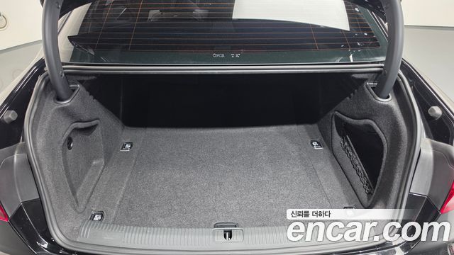 Audi A4 2021 — photo 25
