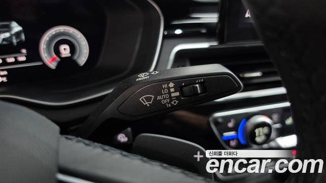 Audi A4 2021 — photo 30