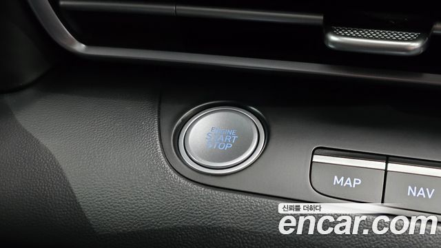 Hyundai AVANTE 2021 — photo 20