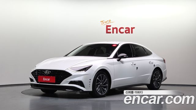 Hyundai Sonata 2022 — photo 1