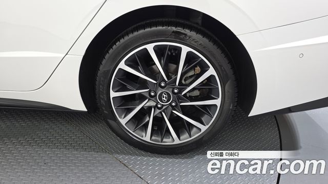 Hyundai Sonata 2022 — photo 7